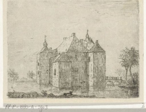 Side view of Castle de Cannenburch