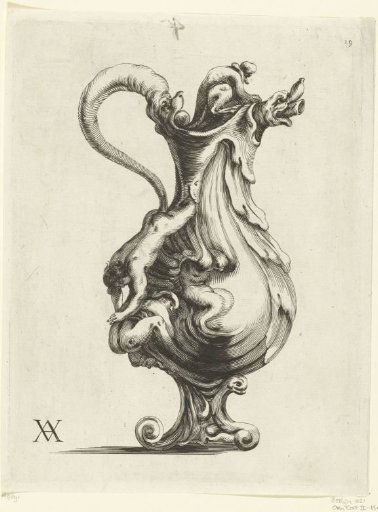 Ewer on a foot
