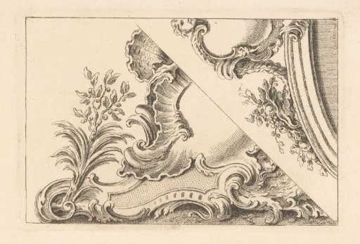 Two crowns with cartouches