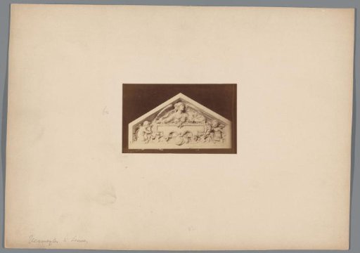 Photographic reproduction of a tympanum with angels by Frans Vermeylen