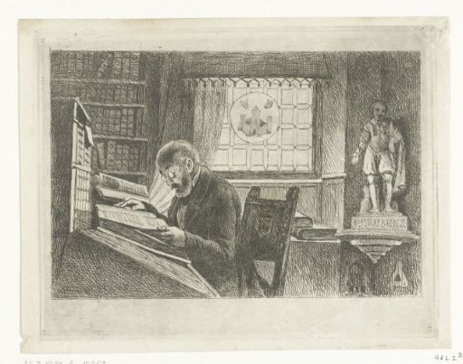 Portrait of Frederik Verachter at his desk in the archive