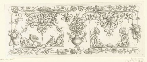 Border decoration with two turtles at the top