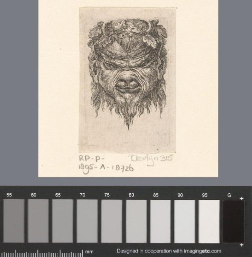 Mask with oak leaves