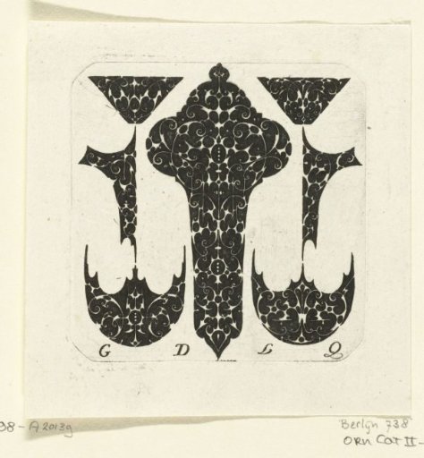 Cross with rounded corners between six ornaments