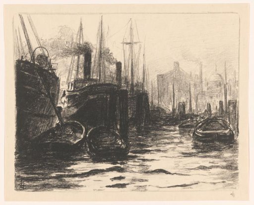 Ships in the harbour of Hamburg