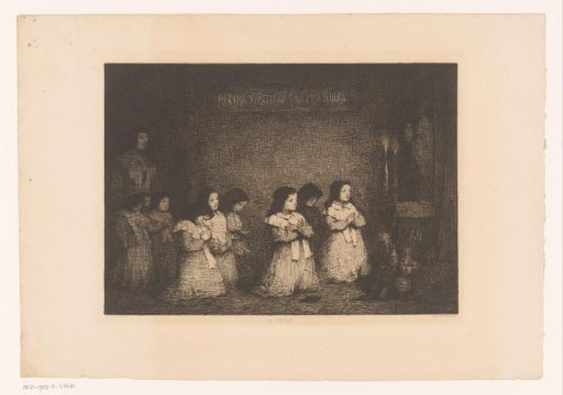 Group of girls praying before a statue of Mary