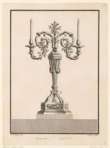 Girandole with bird heads