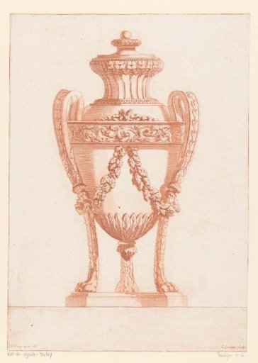 Vase with lion's paws
