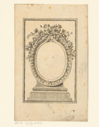 Oval frame on a pedestal