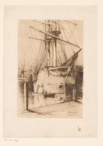 Maintenance on a ship in the harbour