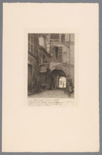 View of rue Saint-Paul