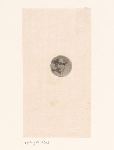 Head of a man with a hat