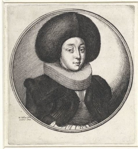 Woman with a ruff and large fur cap