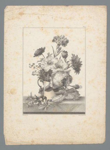 Bouquet with cabbage rose and narcissus in a vase