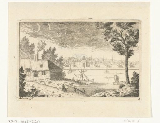 City view with water and boats