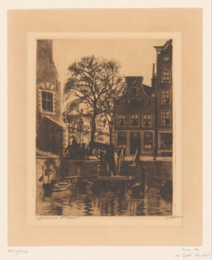 Sluice at the Montelbaanstoren in Amsterdam