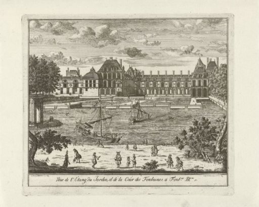 View of the Cour de la Fontaine of the Palace of Fontainebleau