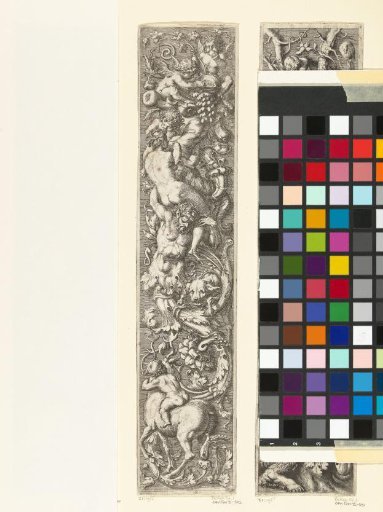Pilaster decoration with three putti at the top