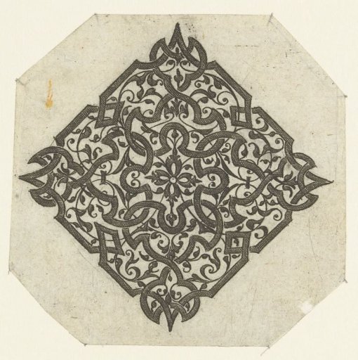 Diamond with moresques