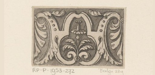 Plaitwork with a flower in the center