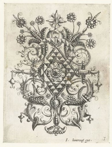 Brooch-shaped pattern