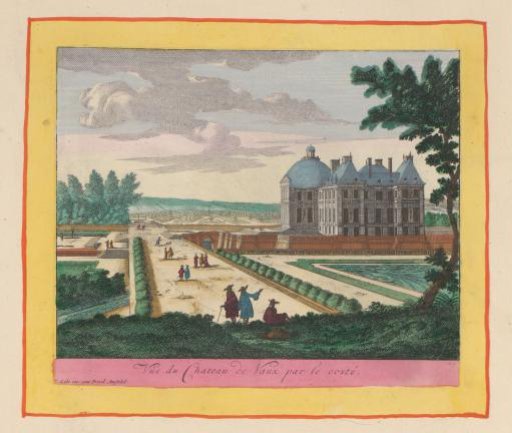 View of the side of Château de Vaux-le-Vicomte