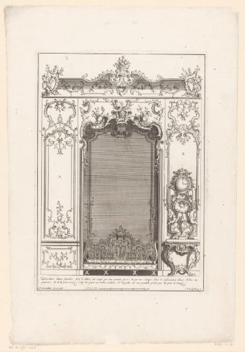 Bench in a niche with a mirror