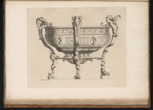 Bowl on a stand