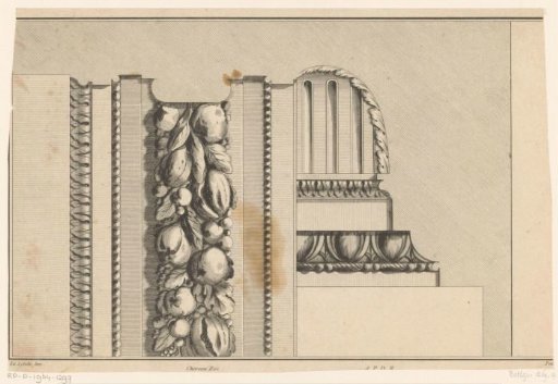 Crown molding with fruit
