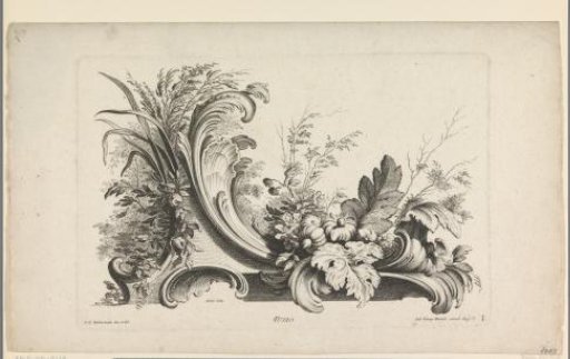 Rocaille ornament with flowers