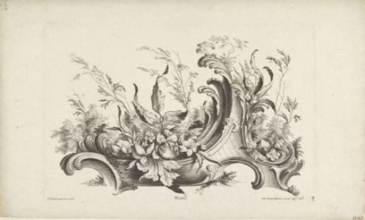 Rocaille ornament with flowers