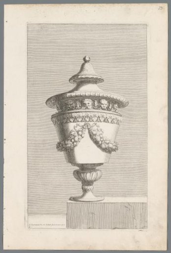 Vase with lid