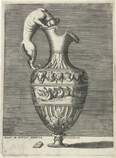 Can with an ear in the shape of a dog
