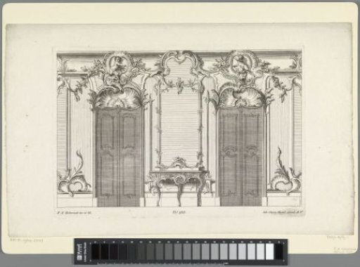 Wall arrangement with doors