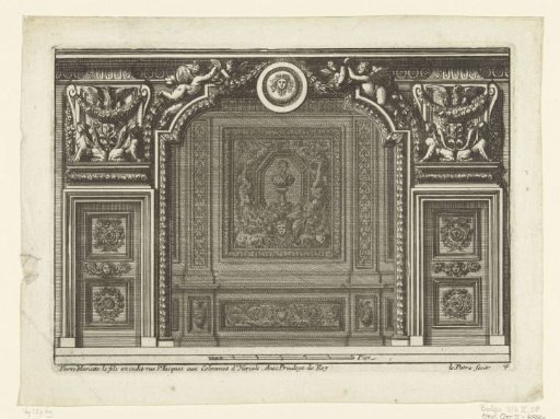 Alcove with wooden paneling