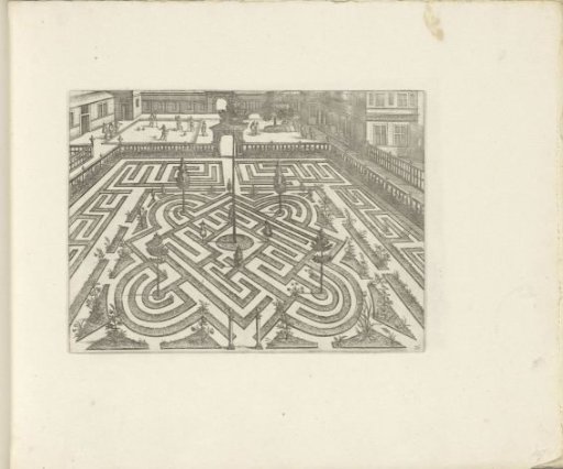 Garden with a parterre with a labyrinth and a gate in the background