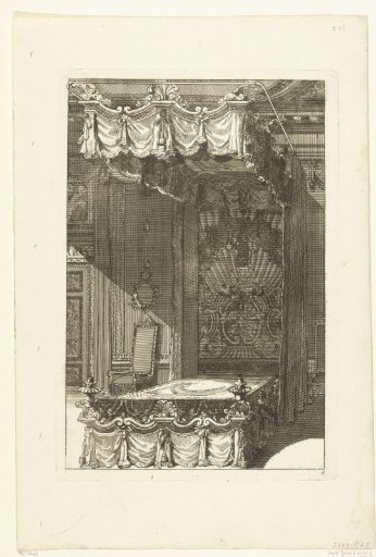Canopy bed