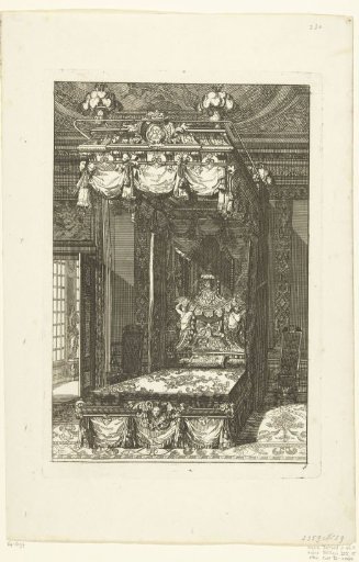 Canopy bed