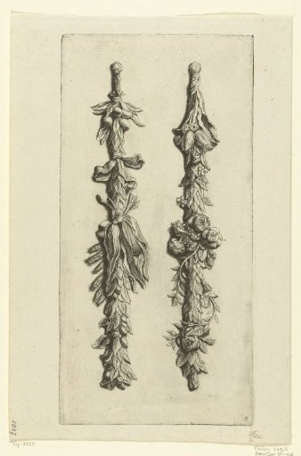 Two trophies of leaves, corn cobs and roses