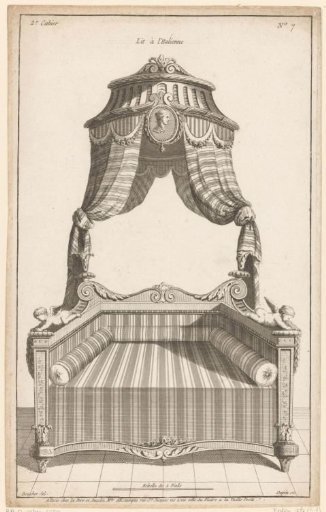 Canopy bed with medallion and putti