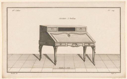 Desk with lid