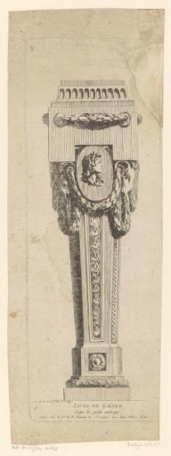 Pedestal with medallion