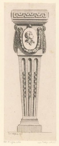 Pedestal with medallion