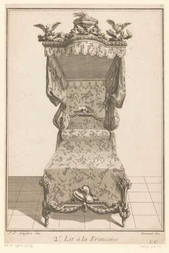 Canopy bed