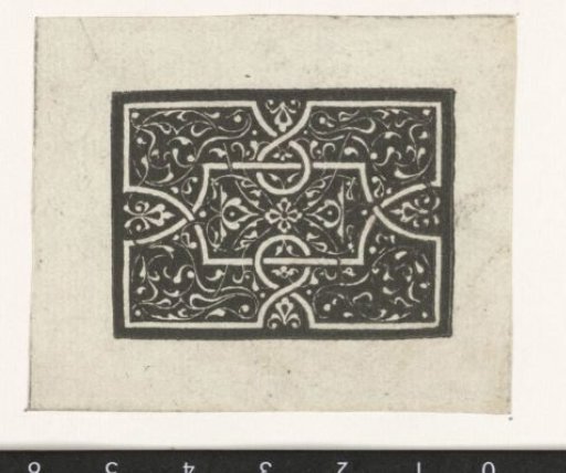 Arabesques with a four-petaled flower in the center