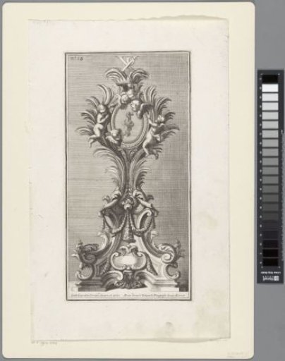 Reliquary with putti and cherubs