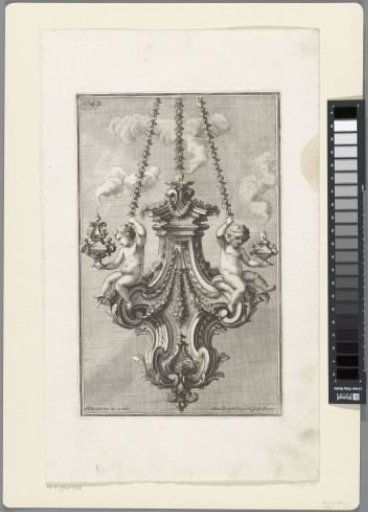 Chandelier with two putti with censers