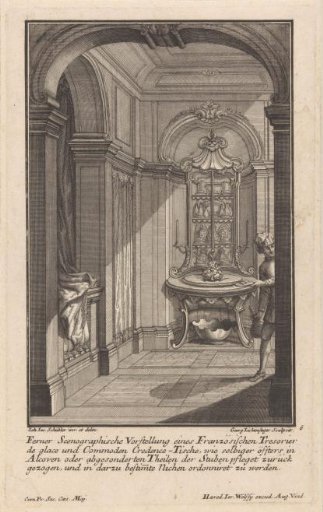 Sideboard in niche