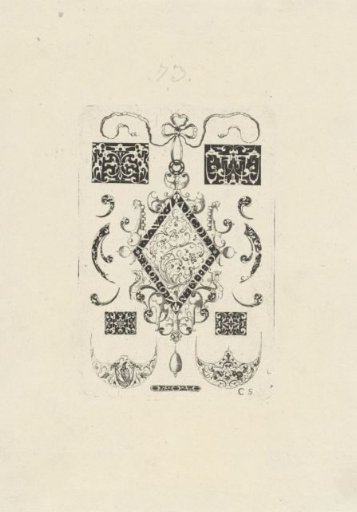 Rhomboid pendant