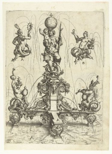Fountain with a pedestal on which Christopher stands
